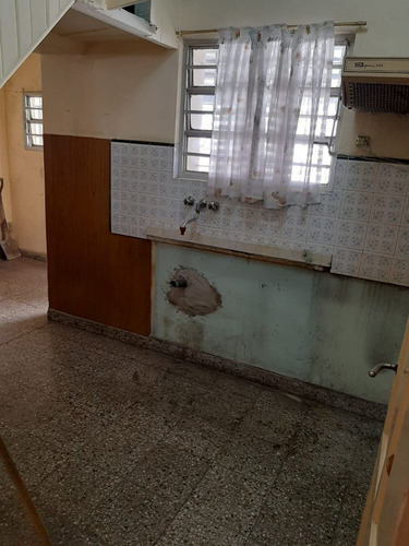 Casa En Venta En Liniers