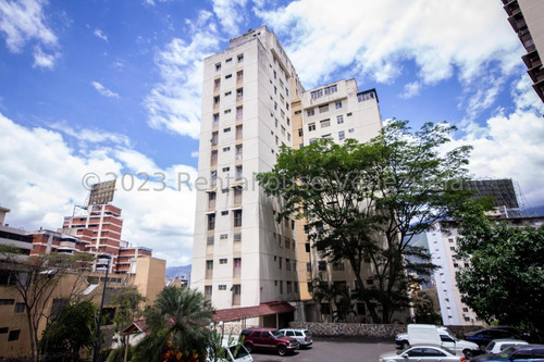 Se Vende Apartamento En Colinas De Bello Monte Mls 24-21793