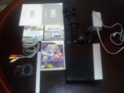 Nintendo Wii Consola  3 Juegos Físicos 