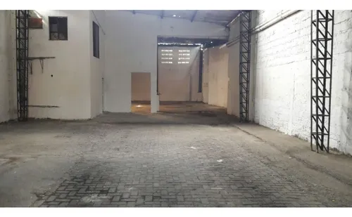 Bodega En El Centro 400m2
