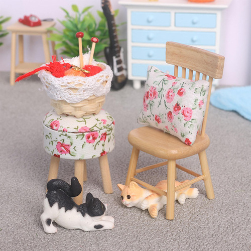 Set De Sillas En Miniatura Para Casa De Muñecas, Estilo B