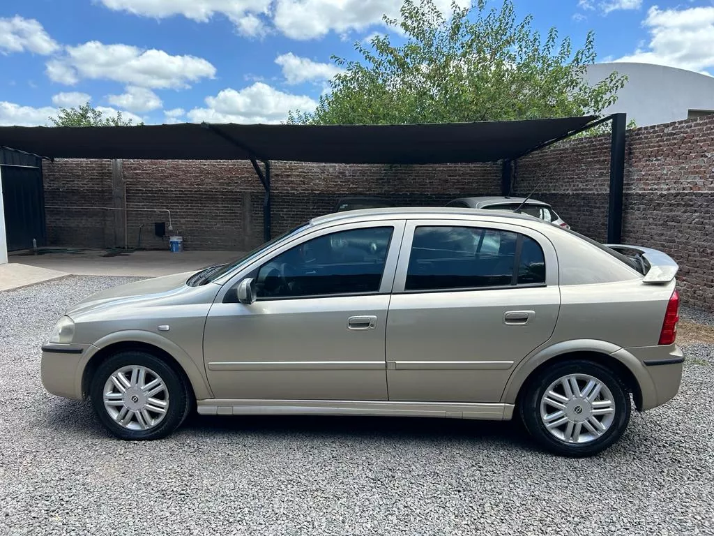 Chevrolet Astra 2.0 Gl