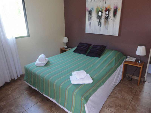 Imagen 18 de 24 de Hotel En Calle 18 De Julio- Colonia Del Sacramento