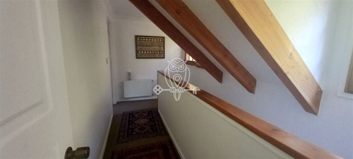Casa En Venta De 5 Dorm. En Talagante