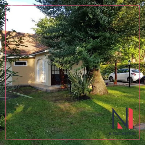 Imagen 2 de 11 de Casa En Venta En Country Club Cardenal Del Monte