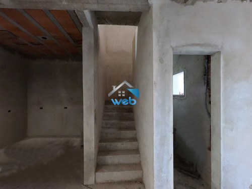 Imagem 14 de 30 de Ótimos Sobrados Com 3 Quartos No Bairro Cajuru, São 3 Unidades Sendo Uma De Esquina, Com Acessos Individuais No Conjunto Mercúrio, Oportunidade! - Ca01772 - 70281697