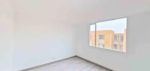 Apartamento Para Venta En Los Laureles (15913144230).