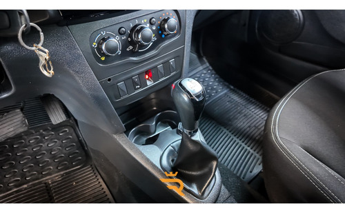 Renault Logan 1.6 16v Sce Flex Zen X-tronic