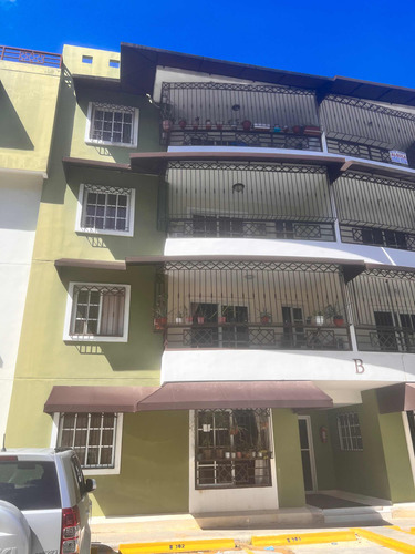 Vendo Apartamento Residencial Pradera, San Isidro