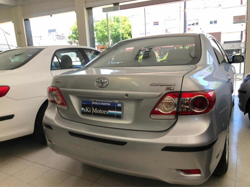 Toyota Corolla 1.8 Xli Mt 2012