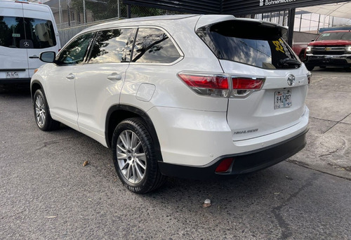 Imagen 3 de 15 de Toyota Highlander 2015
