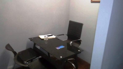 Of-amoblada Con Un Privado, Av Colon Casi Esq. General Paz
