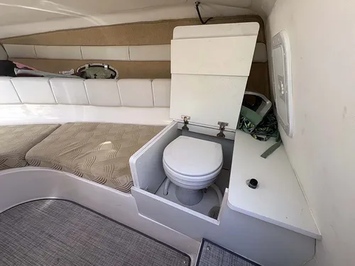 Lancha Cuddy Quicksilver 2400 Mercruiser V8 260 Hp Duo Prop.