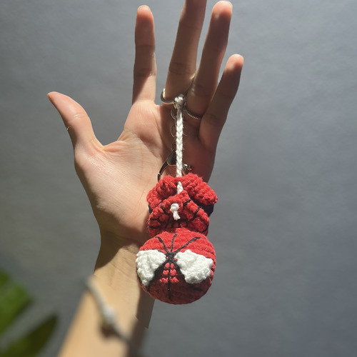 Spiderman Llavero Tejido A Mano Crochet Hombre Araña