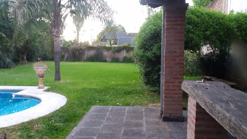 Alquiler De Casa Quinta En Parque Leloir