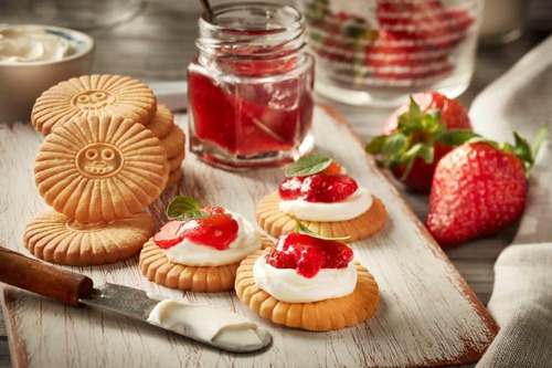 Soles, Galletas Dondé, Caja Con 10 Paq. De 180g C/u Mantequi