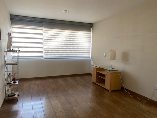 Hermosa Y Cómoda Casa En Venta En Calimaya.