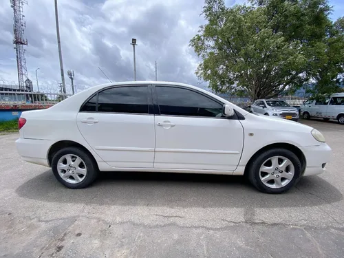 Toyota Corolla 1.6 Xei