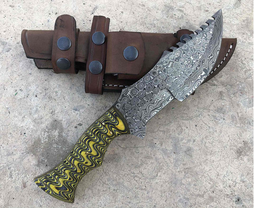 Cuchillo De Damasco Hecho A Mano Con Mango De Madera De Dóla