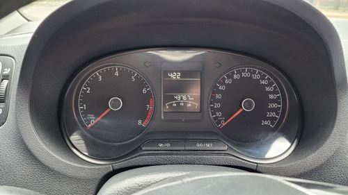 Volkswagen Polo 1.6 L4 Sound Mt