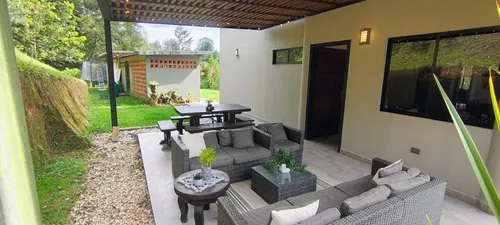 Casa Remodelada En Guarne