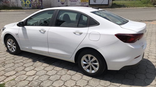 Imagen 7 de 15 de Chevrolet Onix 2021 1.0 Lt At
