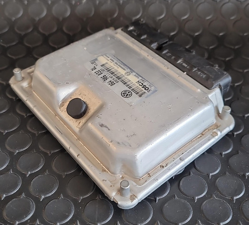 Computadora Ecu Beetle Jetta 2003-2004-2005 2.0 06a906032rl (Usado)