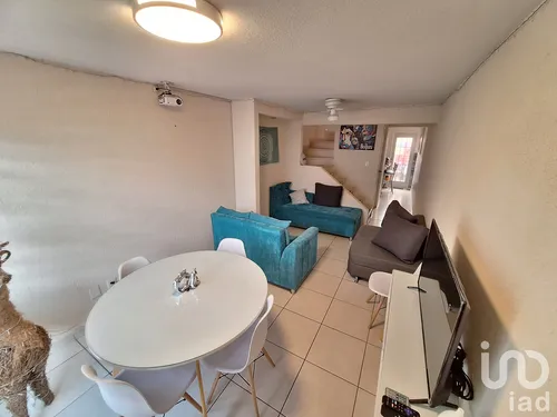 Venta Casa 4 Ambientes Bosques De Chapultepec