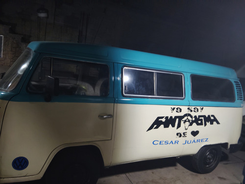 Combi En Buen Estado Recién Ajustada De Motor Y Emplacada
