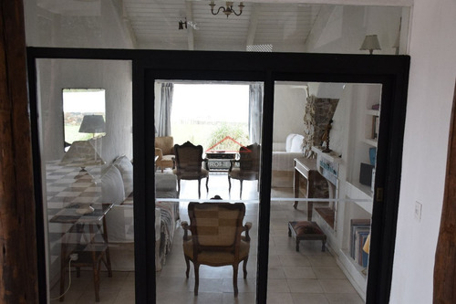 Casa En La Barra, 4 Dormitorios - Ref: 3448