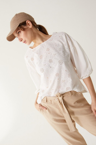 Imagen 3 de 5 de Blusa Etam Sweet Manga 3/4 Para Mujer Color Crudo