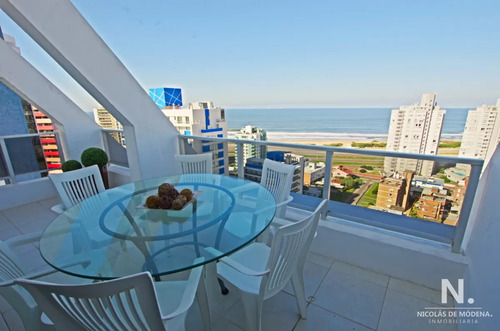 Apartamento Penthouse En Venta - Brava