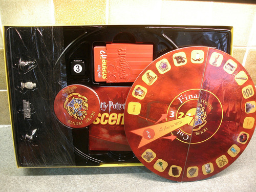 Juego En Dvd Harry Potter Scene It Con Imágenes Adicionales Y Preguntas (edición De 2005) De Mattel