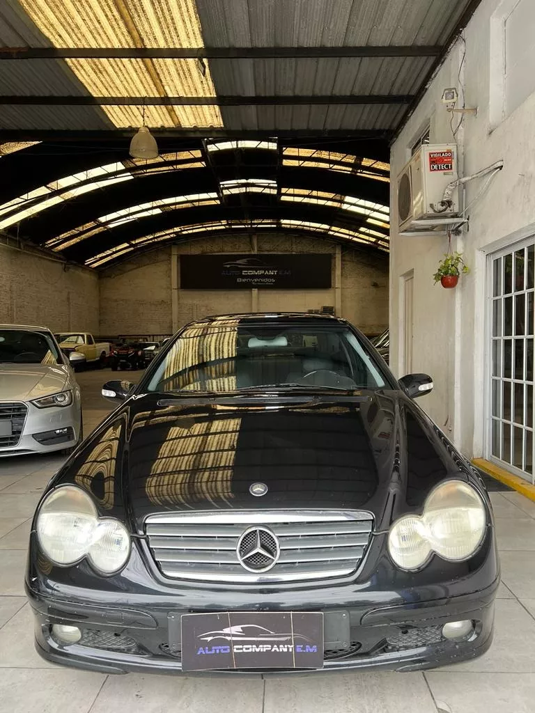 Mercedes-Benz Clase C 2.0 C200 Kompressor Avantgarde