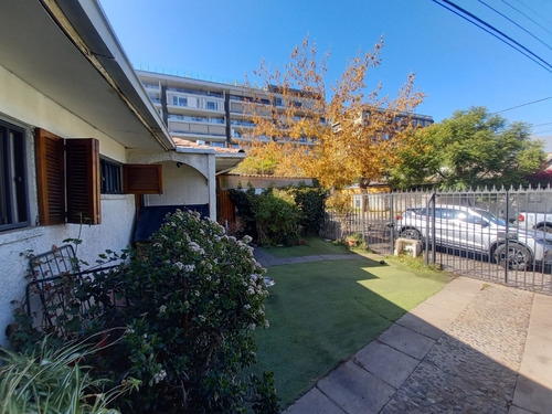 Casa Con Excelente Conectividad, Piscina Y Lindo Patio