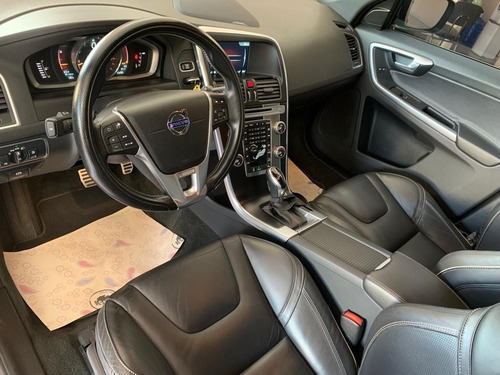 Imagem 5 de 12 de Volvo Xc60 3.0 T6 R-design 5p 2014/2015 Preto