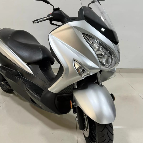 Imagen 6 de 16 de Suzuki Burgman 200 Abs 2019 Scooter 200 Usado Creditos Dni