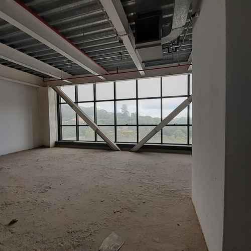 Imagen 5 de 9 de Oficina En Venta En La Lagunita Riv # 6141