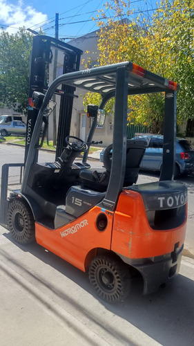 Auto Elevador Clark Toyota 1500kg Naftero 458hs Uso