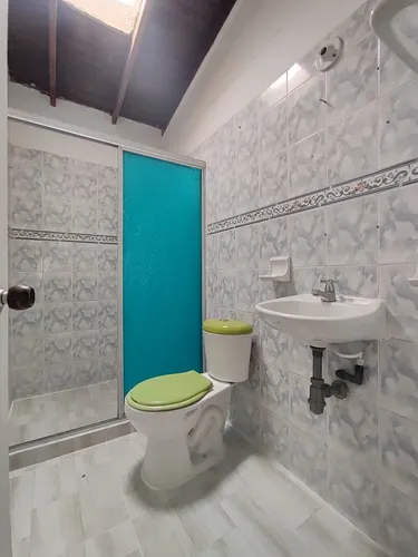 Casa En Arriendo En Avenida Libertadores. Cod A30663