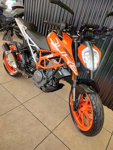 Imagen 12 de 18 de Ktm Duke 390 ( No Kawasaki Z400 Yamaha Mt03) Tomo Permuta