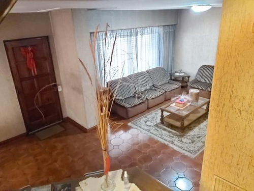 Imagen 7 de 10 de Importante Chalet En Dos Plantas