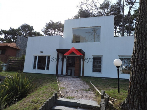 Espectacular Casa En Venta - Ref: 5948