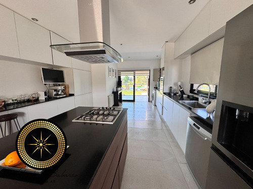 Casa Venta Fondo A Laguna, Canning Los Talas