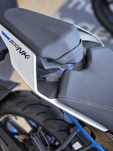 Cfmoto 300nk
