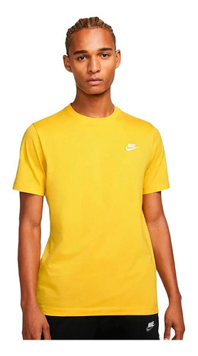 Camiseta Nike Sportswear Club Masculina