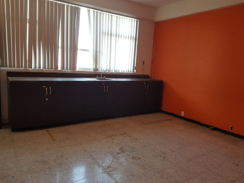 Bodega Industrial, Comercial Con Oficinas En Atizapán