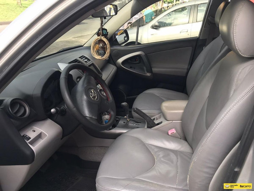Imagen 12 de 15 de Toyota Rav 2.4 Imperial