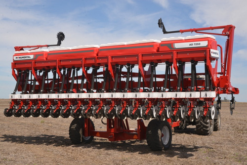 Sembradora Monumental 7250 Autotrailer, Granos Gruesos.