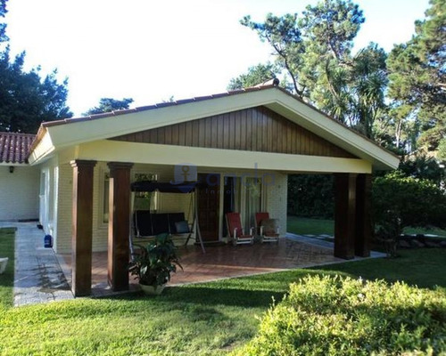 Punta Del Este, Zona Mansa- Ref: 711